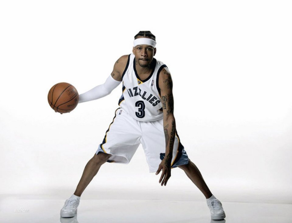 官方：英格兰名哨奥利弗将执法欧冠皇马客战奥林匹亚科斯（官宣：英格兰名裁奥利弗吹罚欧冠皇马客场战奥林匹亚科斯）